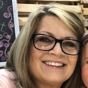 Meet your Posher, Angie